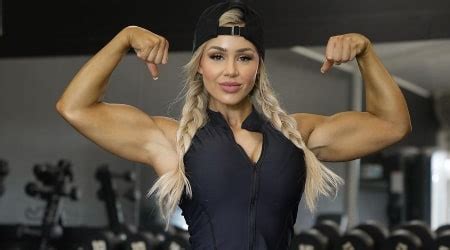 stephanie sanzo wikipedia|Stephanie Sanzo Height, Weight, Age, Body Statistics。